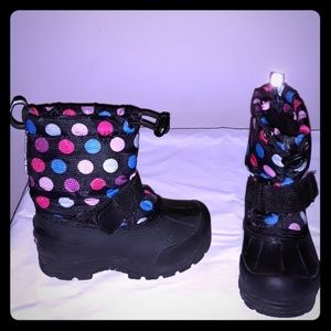 Like New! Kids Northside Snowboots. Thermolite.